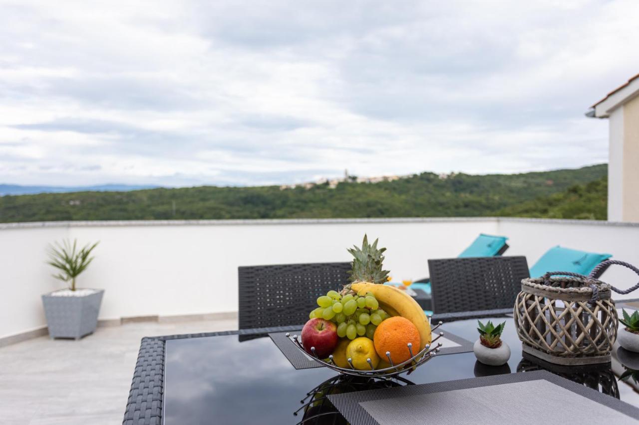 Apartment Ivan Sveti Ivan Dobrinjski ภายนอก รูปภาพ