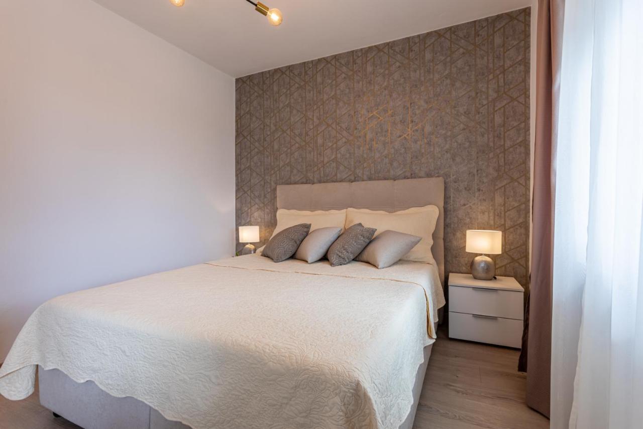 Apartment Ivan Sveti Ivan Dobrinjski ภายนอก รูปภาพ