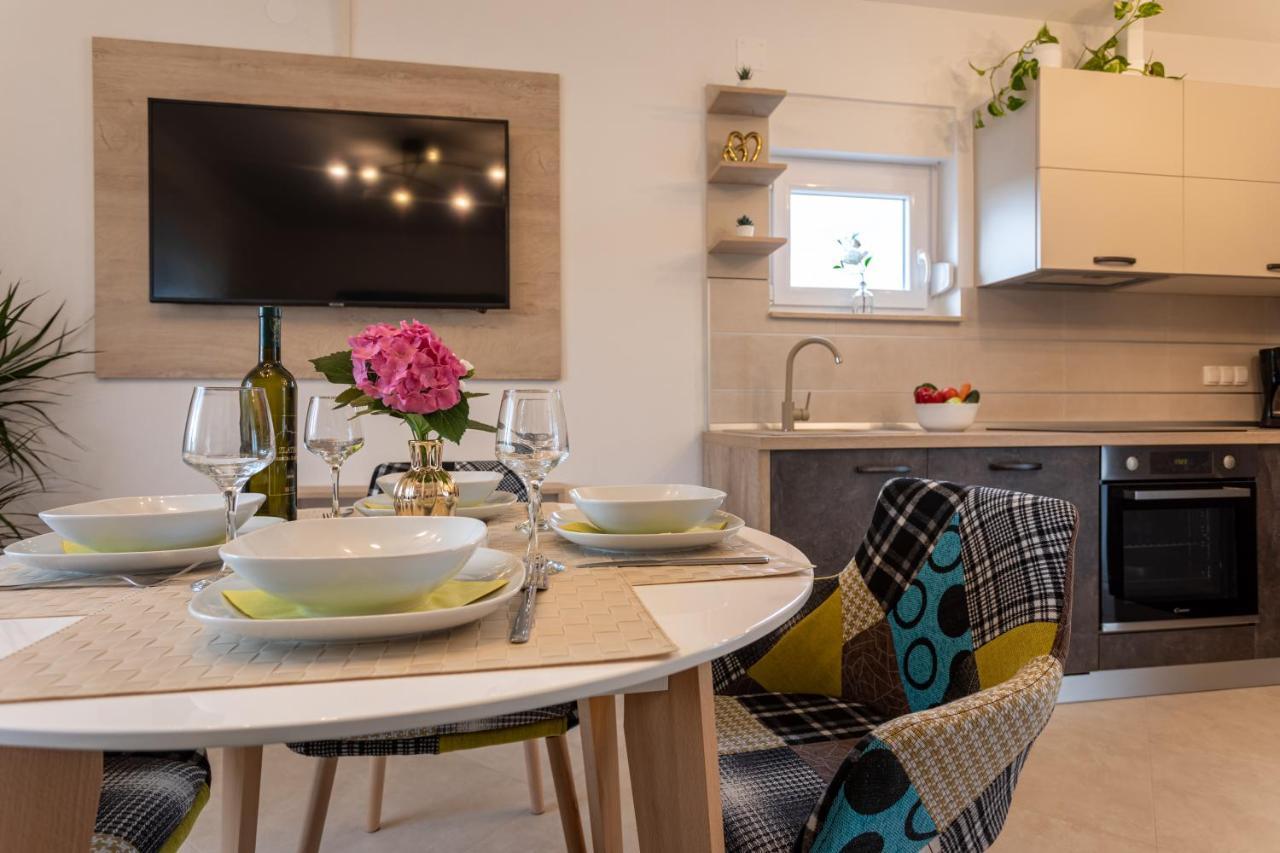 Apartment Ivan Sveti Ivan Dobrinjski ภายนอก รูปภาพ